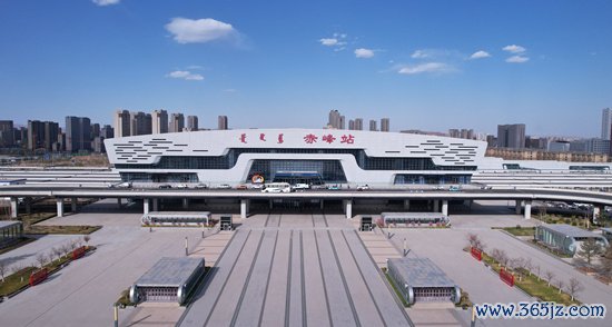 赤峰站。国铁沈阳局供图