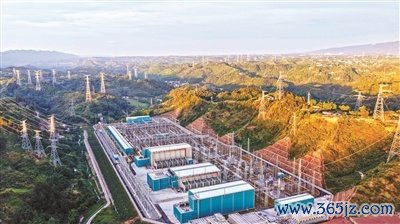 “疆电入渝”工程&plusmn;800千伏渝北换流站 供图/新华社